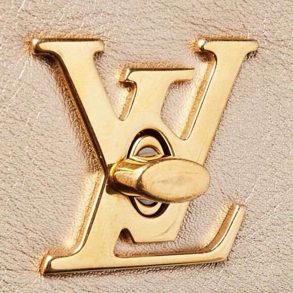 Louis Vuitton Gold Calfskin Leather Love Note Bag - Picture 8 of 11